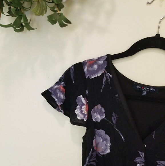 Floral Short Romper - Picture 3 of 5